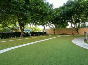 10 SW South River Dr 1704, Miami FL 33130