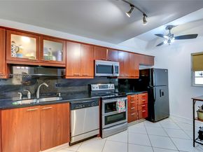 3831 Estepona Ave 11D2, Doral FL 33178