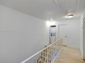 3831 Estepona Ave 11D2, Doral FL 33178