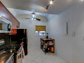 3831 Estepona Ave 11D2, Doral FL 33178