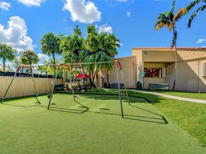 3831 Estepona Ave 11D2, Doral FL 33178