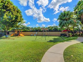 3831 Estepona Ave 11D2, Doral FL 33178