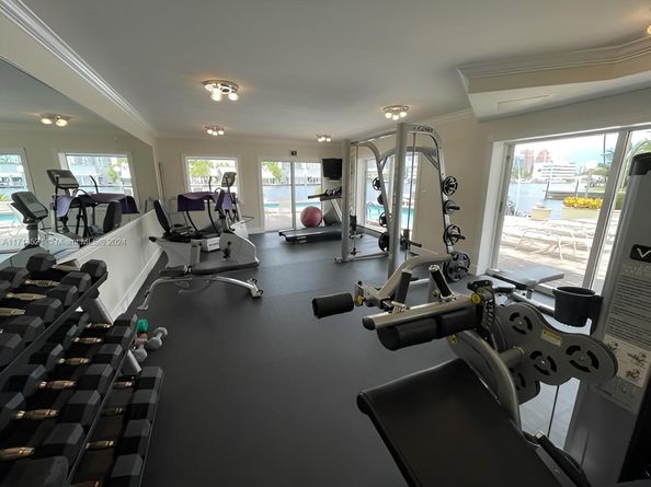 2900 NE 30th St G5, Fort Lauderdale FL 33306
