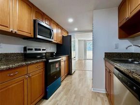 7451 NW 16th St 304, Plantation FL 33313