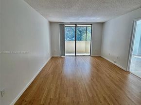7451 NW 16th St 304, Plantation FL 33313