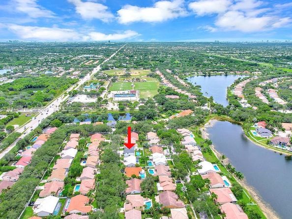 10746 Charleston Pl, Cooper City FL 33026