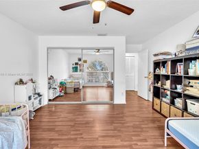 2927 Bogota Ave, Cooper City FL 33026