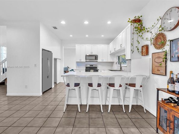 2927 Bogota Ave, Cooper City FL 33026