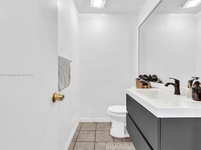 2927 Bogota Ave, Cooper City FL 33026