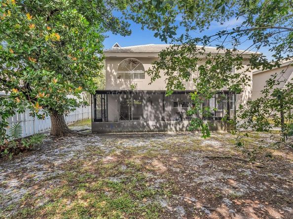 2927 Bogota Ave, Cooper City FL 33026