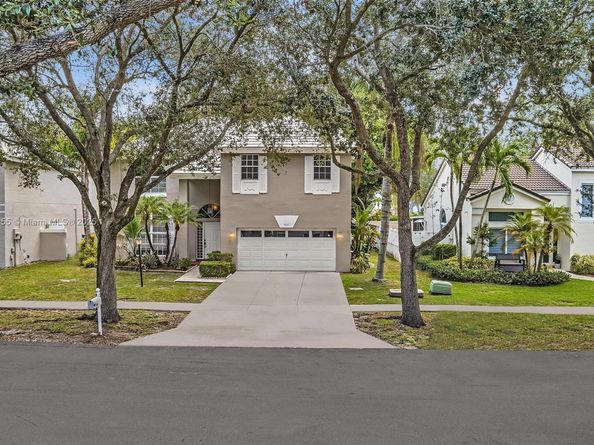 2927 Bogota Ave, Cooper City FL 33026