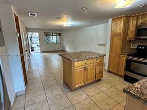 551 NW 82nd Ave 502, Miami FL 33126