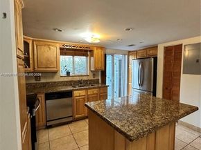 551 NW 82nd Ave 502, Miami FL 33126