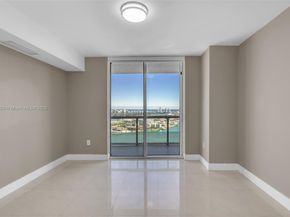 50 Biscayne Blvd 4208, Miami FL 33132
