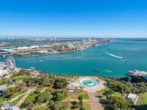 50 Biscayne Blvd 4208, Miami FL 33132