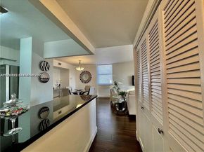 4400 Hillcrest Dr 601B, Hollywood FL 33021