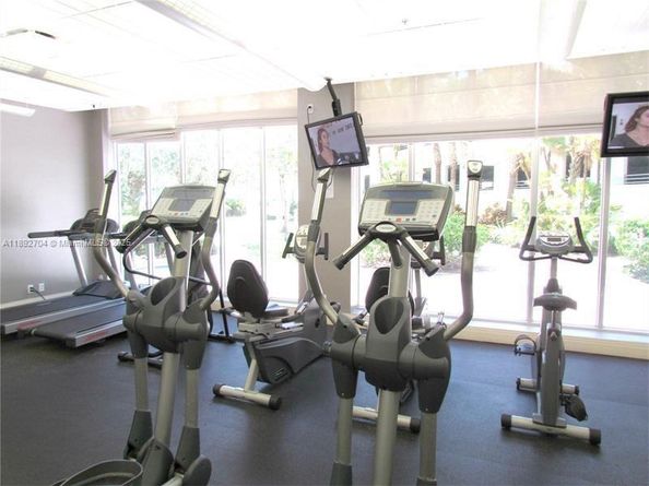 3901 S Ocean Dr 8S, Hollywood FL 33019