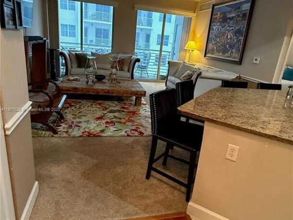 1830 Radius Dr 1105, Hollywood FL 33020