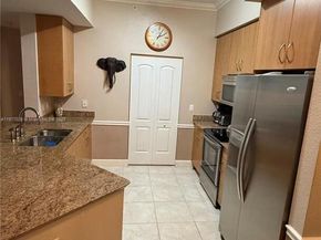 1830 Radius Dr 1105, Hollywood FL 33020