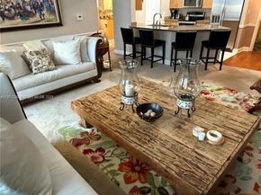 1830 Radius Dr 1105, Hollywood FL 33020