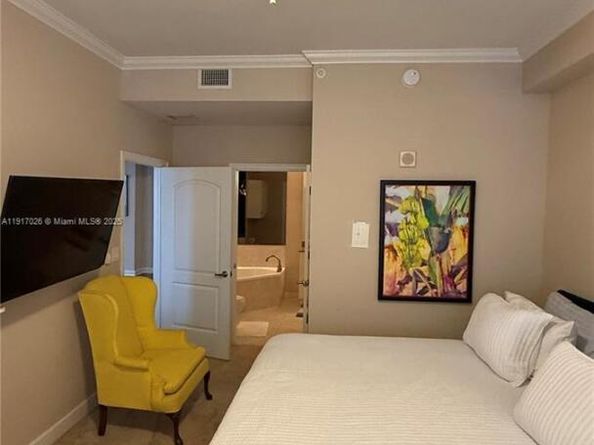 1830 Radius Dr 1105, Hollywood FL 33020