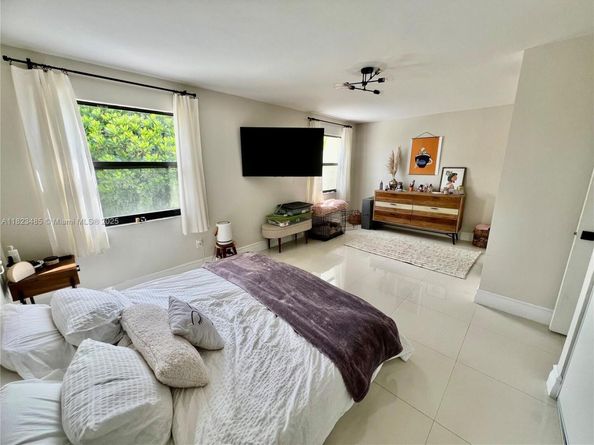 7643 SW 102nd Pl, Miami FL 33173