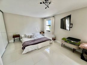 7643 SW 102nd Pl, Miami FL 33173