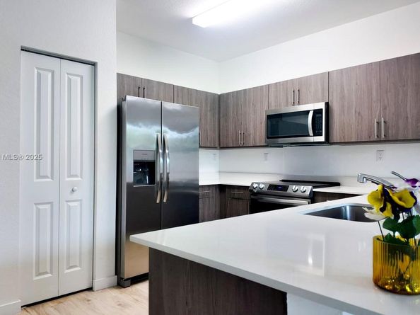 15540 SW 136 St 204, Miami FL 33196