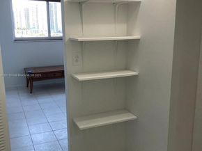 3703 NE 166th St 905, North Miami Beach FL 33160