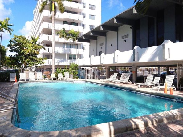 3703 NE 166th St 905, North Miami Beach FL 33160