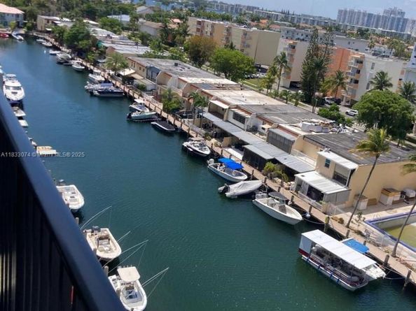 3703 NE 166th St 905, North Miami Beach FL 33160