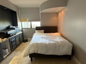 3375 N Country Club Dr 1004, Aventura FL 33180