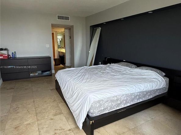 3375 N Country Club Dr 1004, Aventura FL 33180