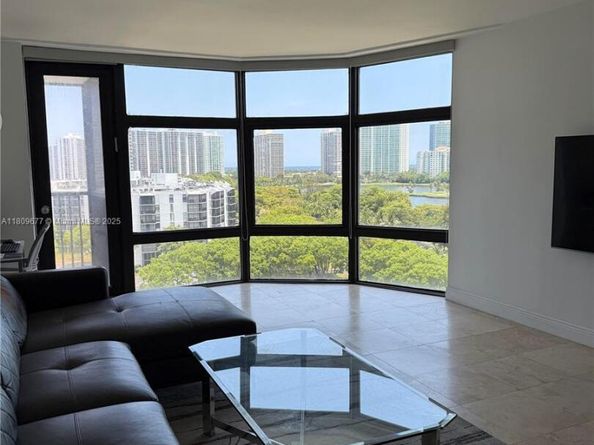 3375 N Country Club Dr 1004, Aventura FL 33180