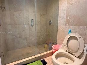 3375 N Country Club Dr 1004, Aventura FL 33180