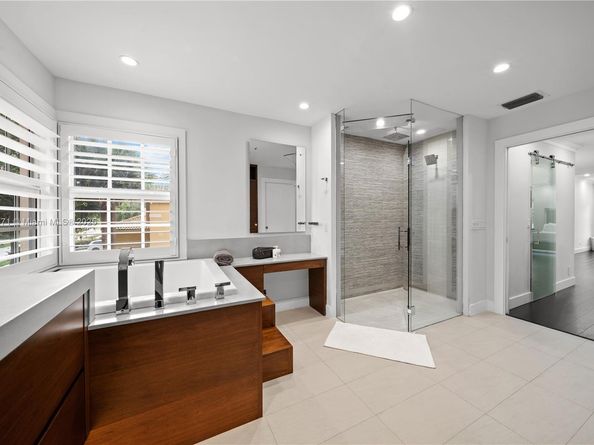 15643 Cypress Park Dr, Wellington FL 33414
