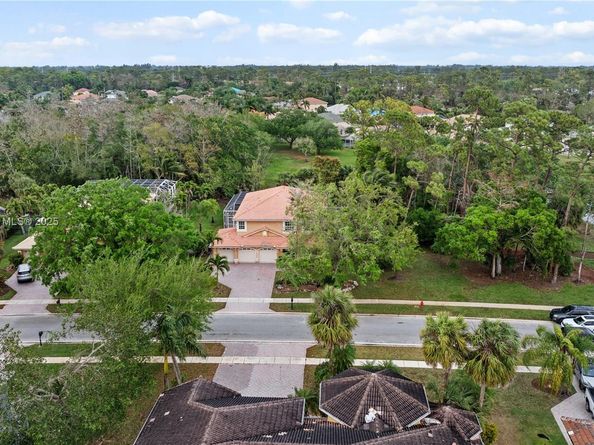 15643 Cypress Park Dr, Wellington FL 33414