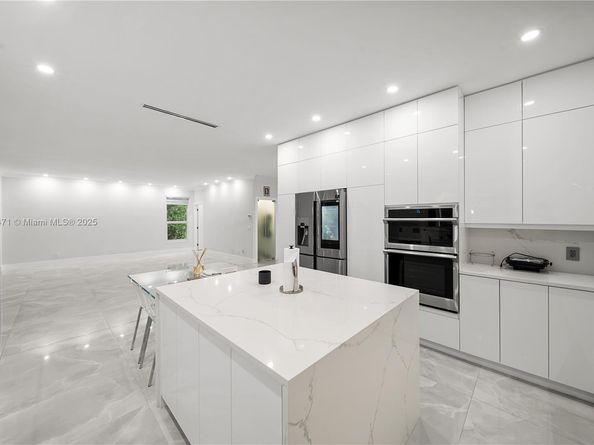 15643 Cypress Park Dr, Wellington FL 33414