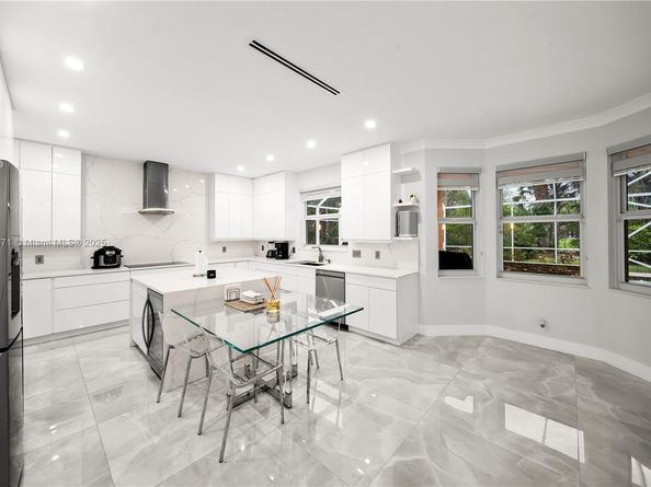 15643 Cypress Park Dr, Wellington FL 33414