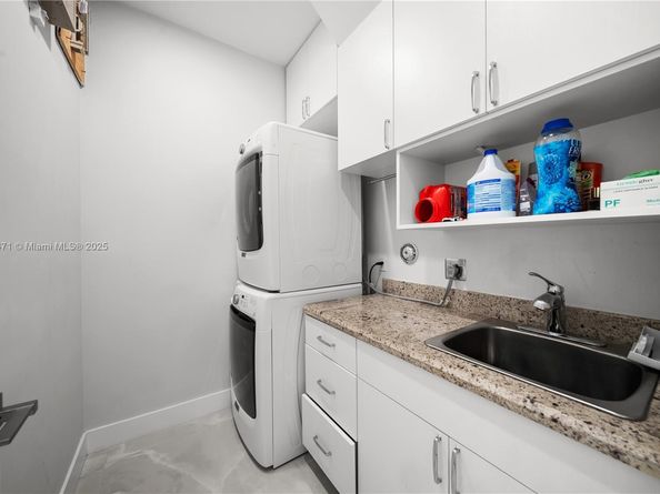 15643 Cypress Park Dr, Wellington FL 33414