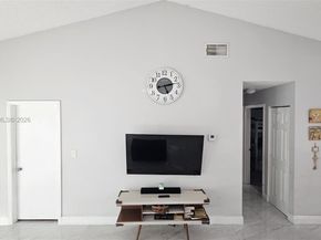 8019 NW 100th Dr, Tamarac FL 33321