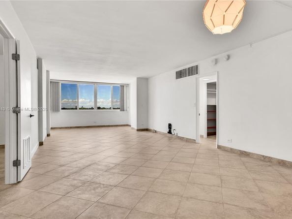 5005 Collins Ave 607, Miami Beach FL 33140