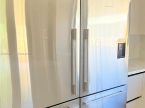 4021 NE 17th Ter, Oakland Park FL 33334