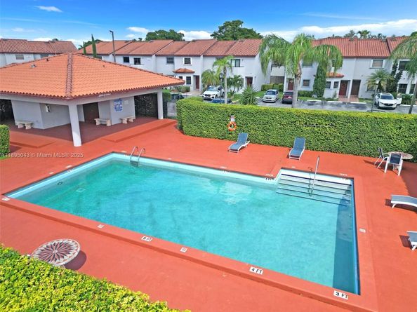 15430 SW 74th Cir Ct 506, Miami FL 33193