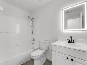 15430 SW 74th Cir Ct 506, Miami FL 33193