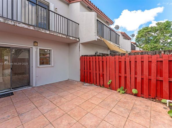 15430 SW 74th Cir Ct 506, Miami FL 33193