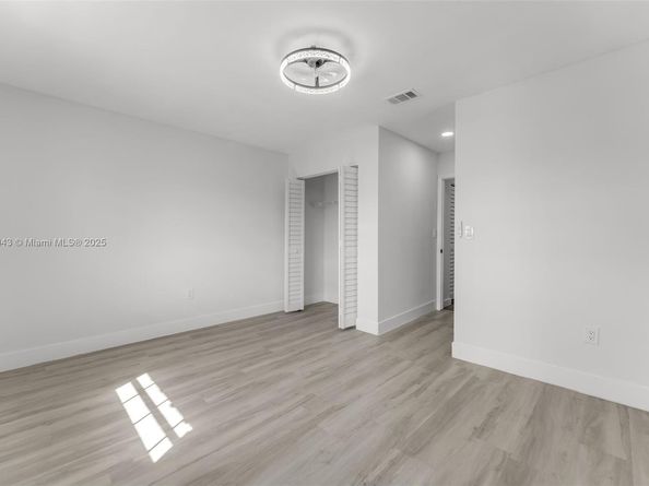 15430 SW 74th Cir Ct 506, Miami FL 33193