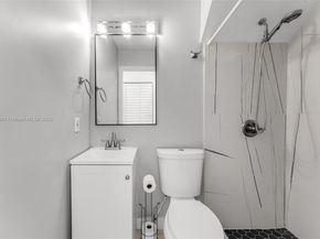 15430 SW 74th Cir Ct 506, Miami FL 33193
