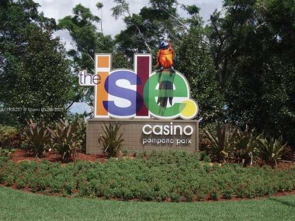 3300 N Palm Aire Dr 305, Pompano Beach FL 33069