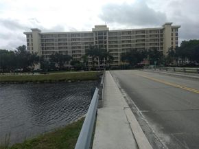 3300 N Palm Aire Dr 305, Pompano Beach FL 33069